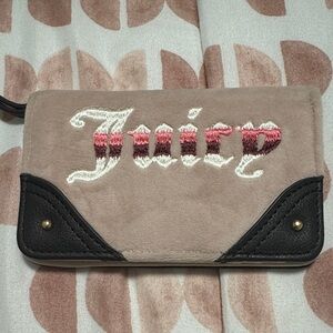 Juicy Couture Beige and Black Wallet